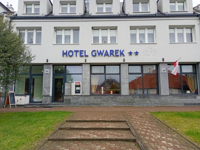Hotel i Mała Gastronomia GWAREK