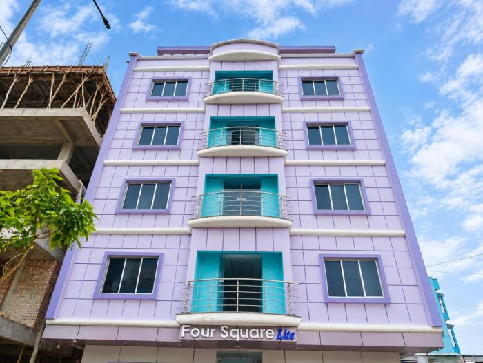 Hotel Four Square