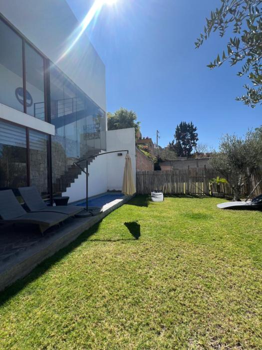 Linda Residencia Centro SM