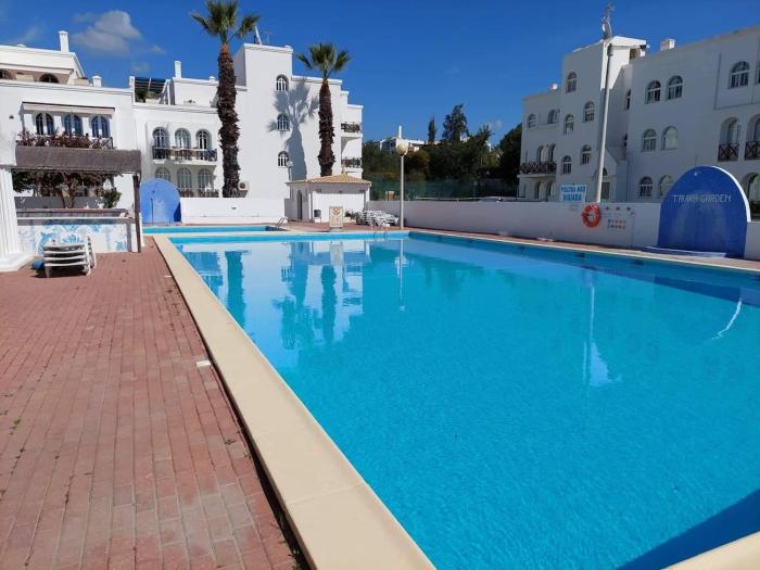 Cozy Apartment with Private Terrace in Tavira Garden