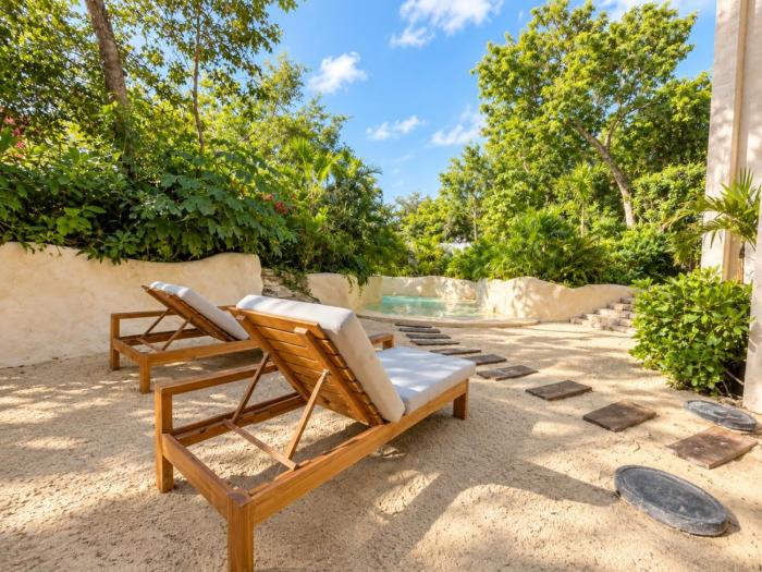 IIK Tulum by Groovy Stays- A Hip Condo-Hotel with WIFI, Rooftop, Pool, Sleeps 6