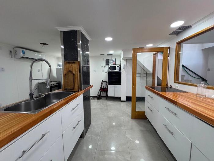 Acogedor dos ambientes con patio