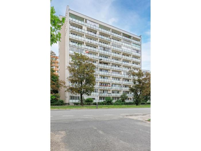 Riverside Flat with Balcony