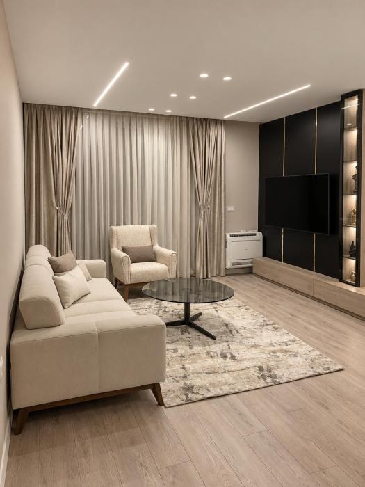 Fiore Prive - Luxury - 2BR - 2 Bathrooms - Free Parking
