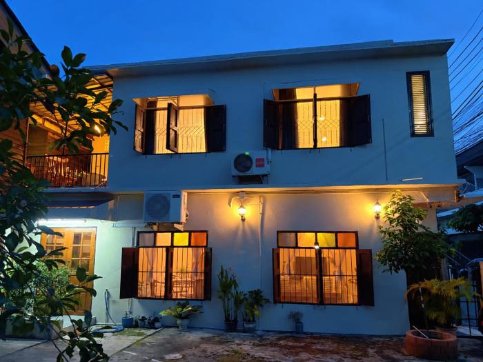 Private 2 Store 2BR Thai House in Wat Ket Chiang Mai