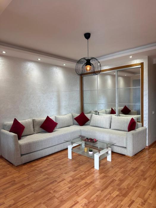 Modern Beach Apartment 5 minute walk to the sea
