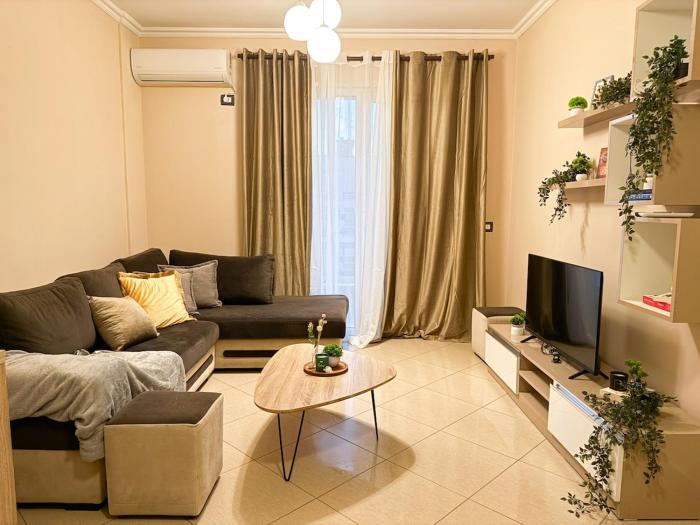 Golden Urban Apartment By Tirana Golden Stay