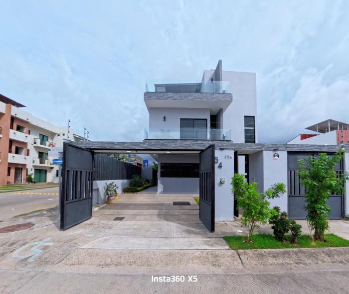 Casa Bella PV Luxury 6Bedrooms Villa with Pool up to 18 guests