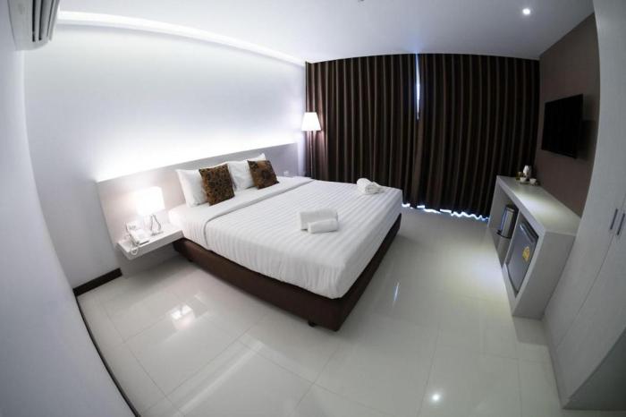 Chaisaeng Villa