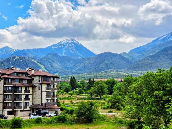 Alpine Lodge Bansko Apartments
