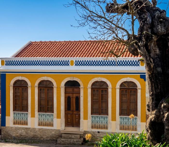 Charming house in Alcobaça with mountain view