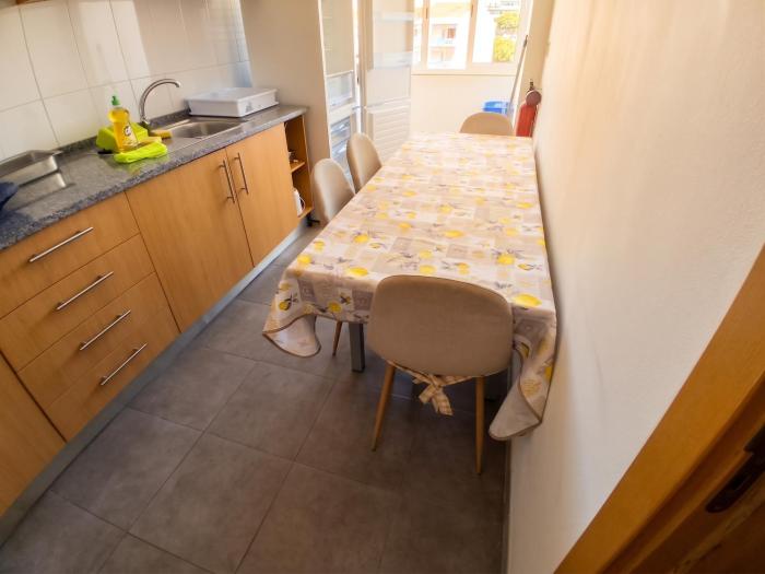 Comfortable Apartment in Feijó with Shared Pool, 90 m²