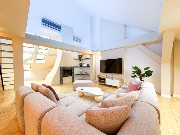 Spacious Loft on Main Street