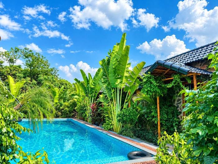 Flora Family Homestay