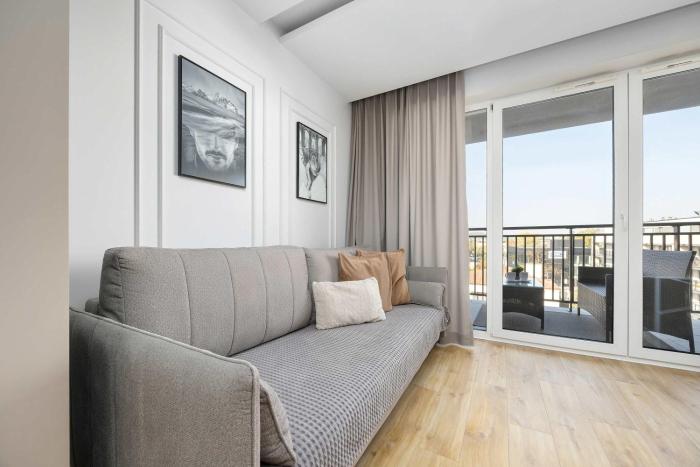 Nowoczesny Apartament z Balkonem Kielce Zgoda 20 by Heyrent