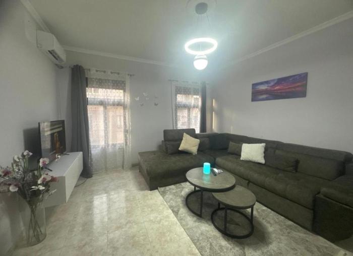 Nunus Central Apartment
