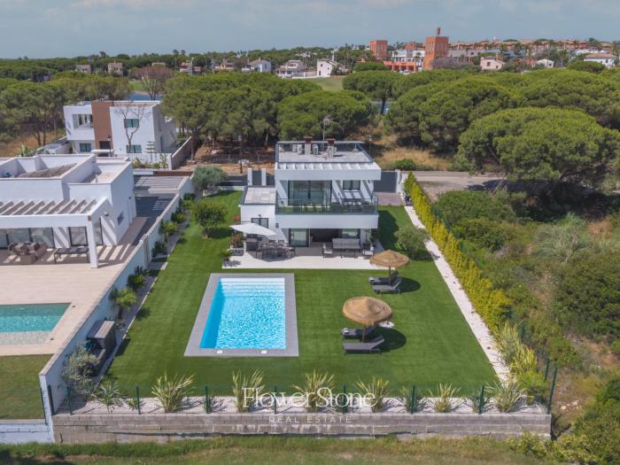 Villa Joviano Sancti Petri Hills Golf