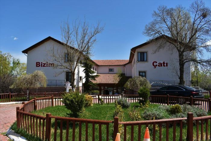 Bizim Çatı Otel