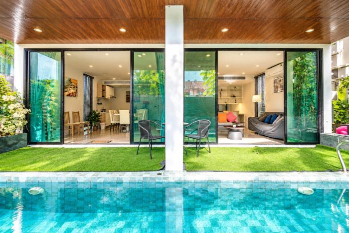 3 Story Pool Villa 10 Min Walk to Kata Beach - UTK 01