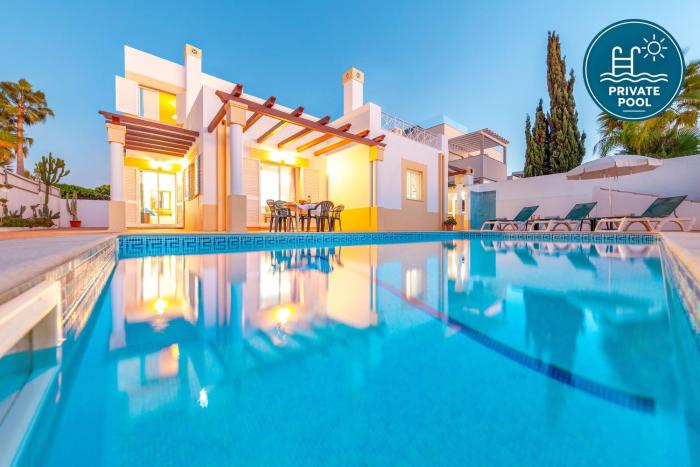 Villa Azzurra - com piscina e ping pong em Albufeira