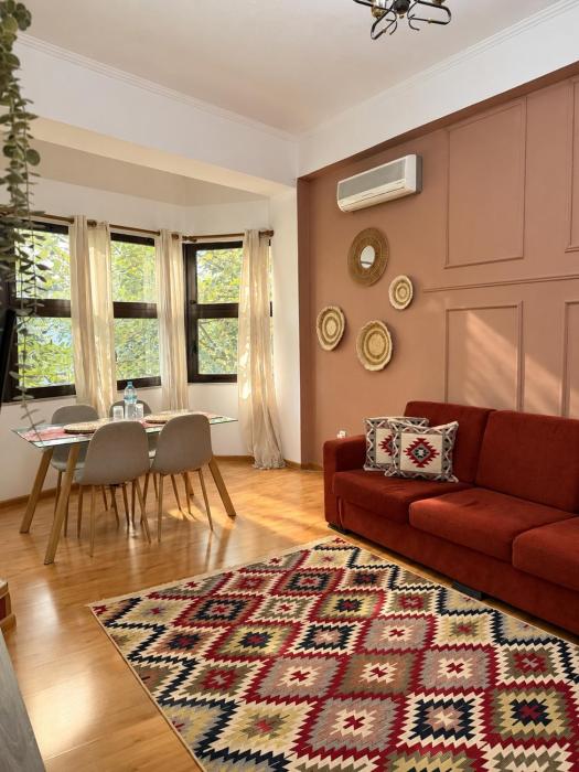 Central Tirana Villa 4 Min Walk to Skanderbeg Square