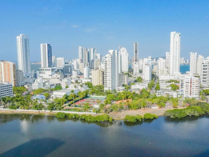 Apartamento Cielo Azul Vista Laguna y Mar - Piso 21