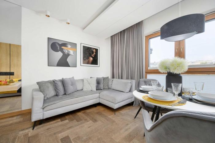 Stylowe Studio Kielce IX Wiekow Kielc by Heyrent