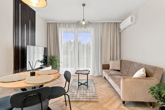 Lubelska Signature Apartment by BookingHost
