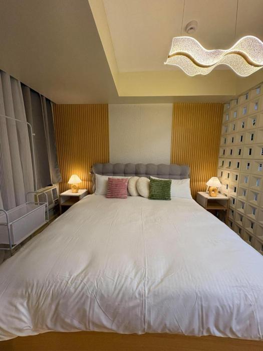 Azure Staycation by Jo & Jo Near Sm Bicutan & NAIA
