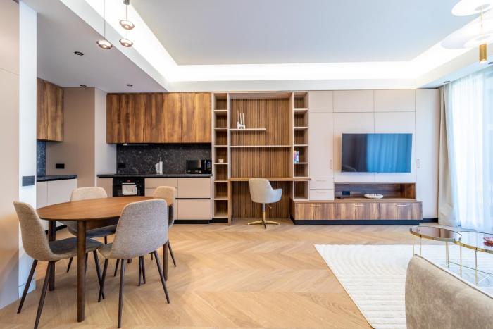 Japandi Luxury Apartment - Business & Family Stay with Spa & Pool
