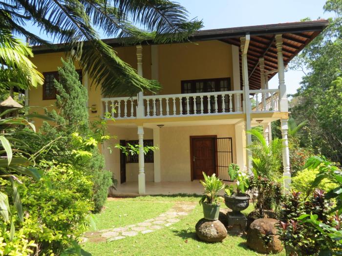 Hantana Forest Reserve Inn