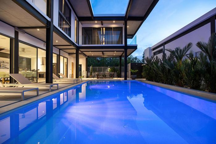 Sleek 4BR Skyline Oasis Sunset Garden 5 Pool Villa with Private Salt Pool near Nai Harn