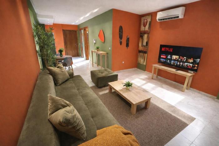 Chic apartment with balcony, Free parking