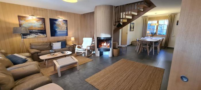 URBAN APARTMENTS Global 14th floor No 26, Balcony, Air Condition, Free Garage