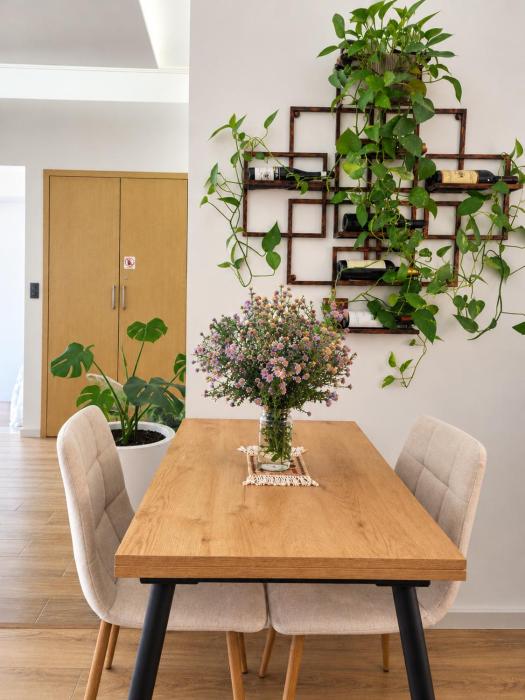 Flame and Flowers Apartment