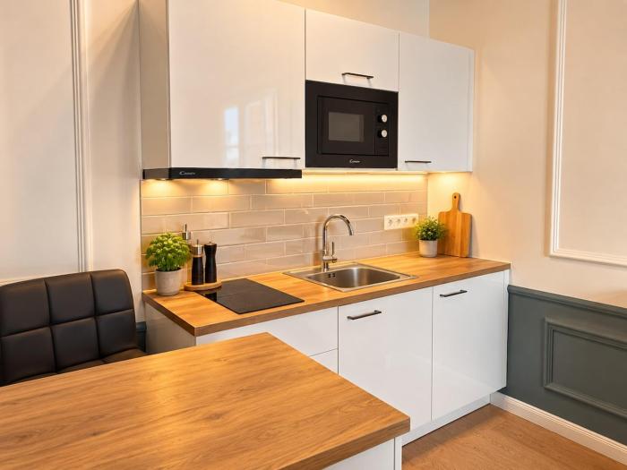 Modern 2-Bedroom-Style Apartment for 4 in Prague