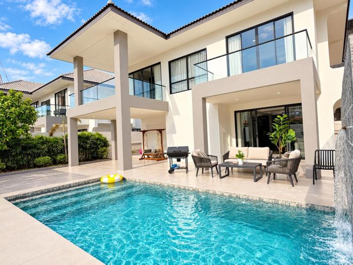 Jomtien 5BR Pool Villa Billiards Mahjong