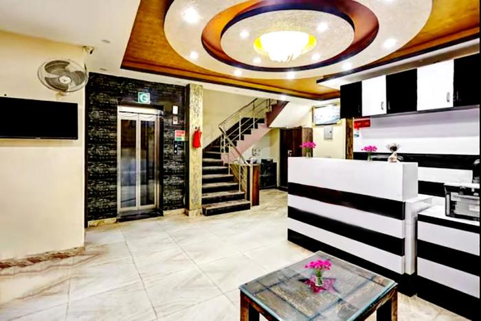 Hotel Happy in - Laxmi Nagar