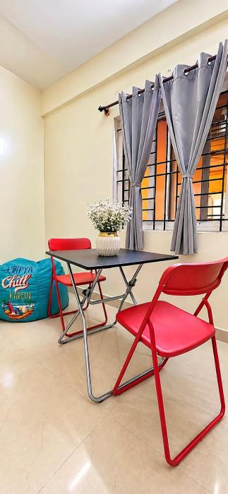 2BHK for 5 Guests in Brookfield & Whitefield - BlueJay Kora Stays - Cozy & Budget Friendly