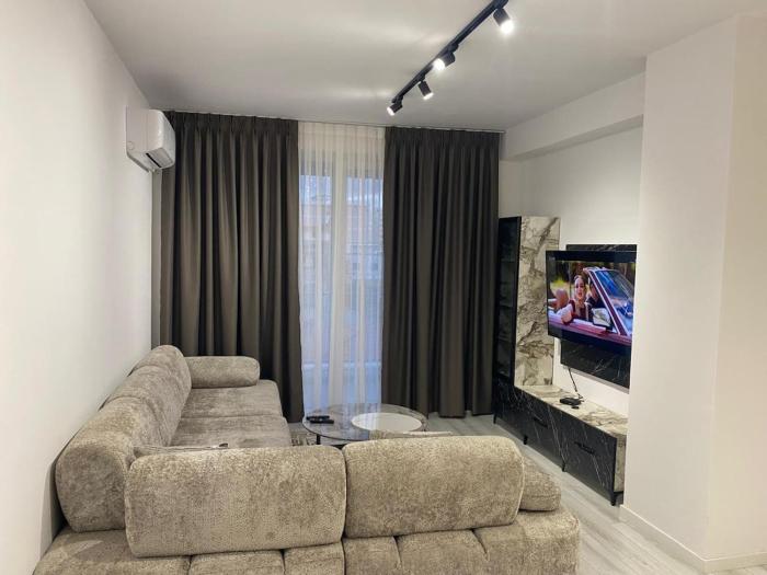 DEA Lux Suite Elegant Stay by the Sea& City Center