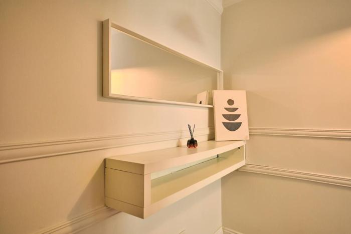Athens Spacious 1BR with Blue Interiors