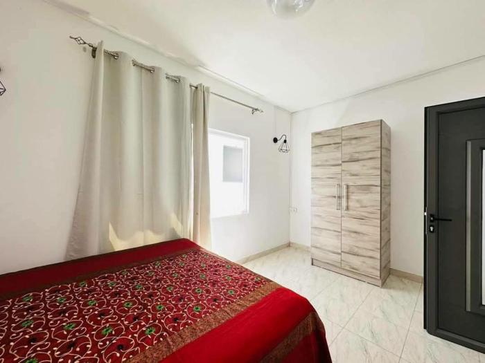 LuxAura Stay