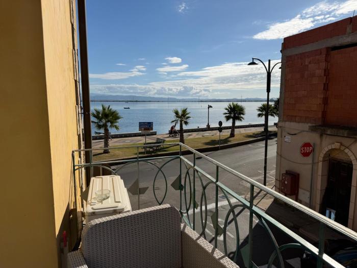 Domo La Vela - Affittacamere - Living SantAntioco