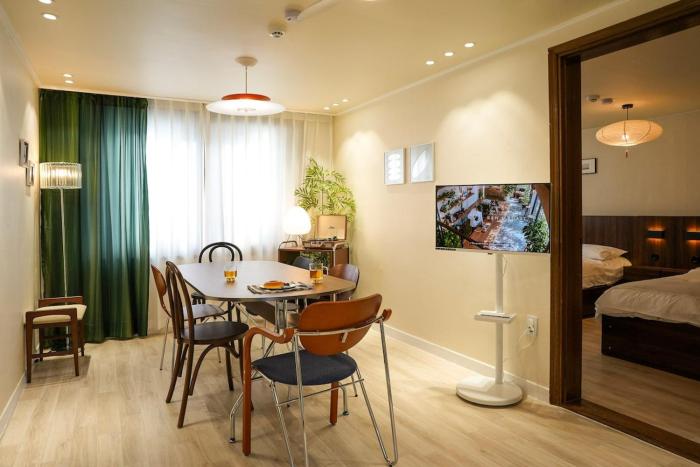 Explore Seoul Like a Local Peaceful Stay