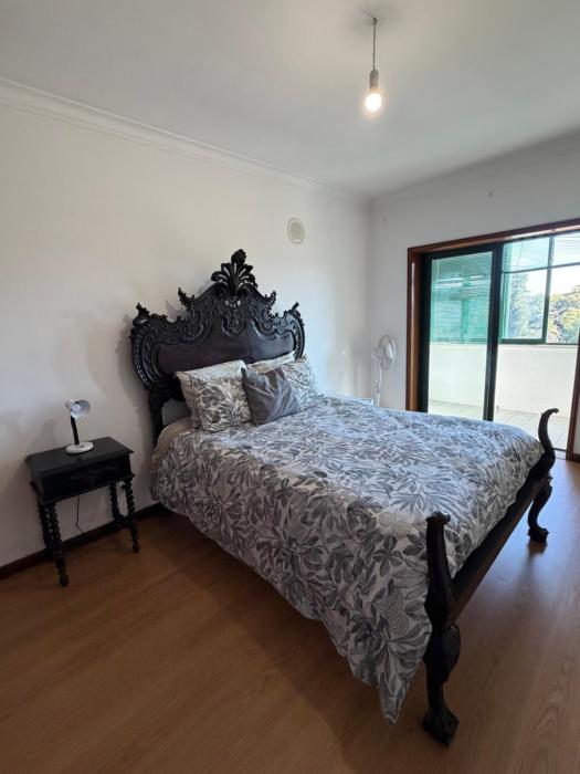 Quarto de casal 2 com varanda centro de Viseu