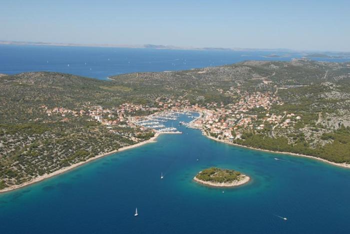 Apartments Carevi Dvori