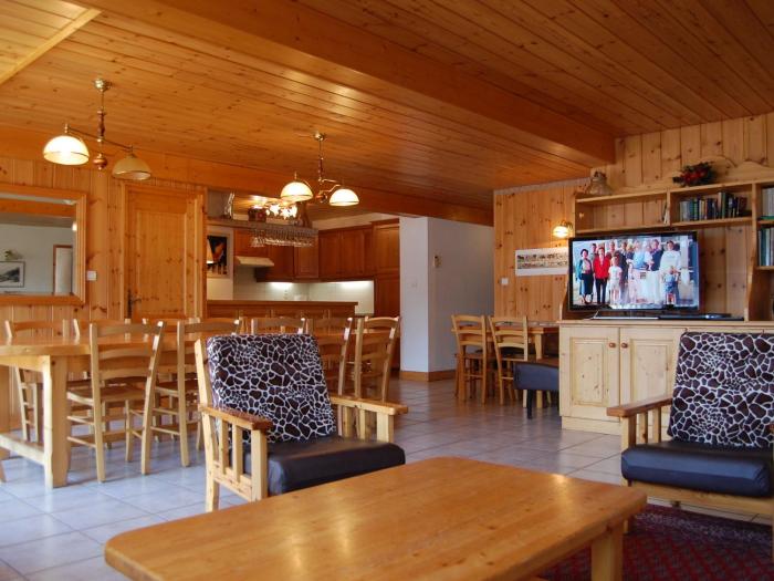 Apartment with balcony in Champagny-en-Vanoise