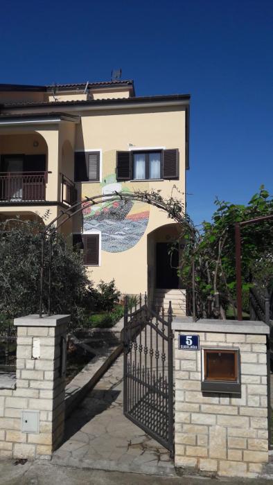 Apartments Mirela