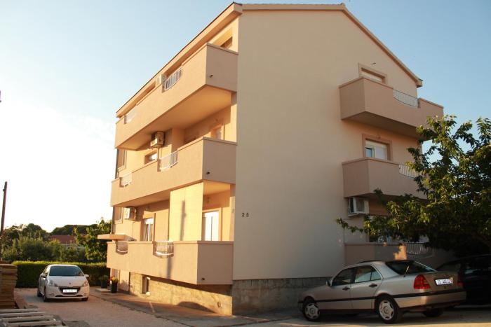 Apartment Lucy Zadar - free private parking