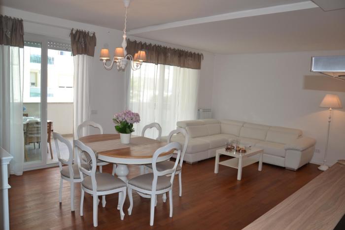 Porto Nuovo Holiday Home